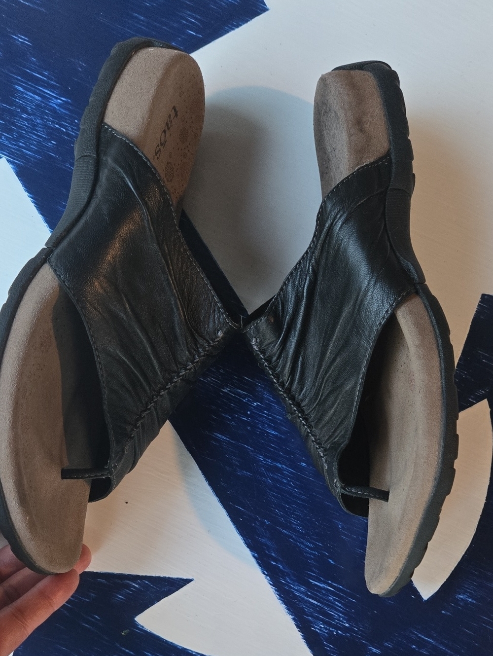 Taos "Gift 2" Black Ruched Leather Sandals Size US 9 - Picture 4 of 11